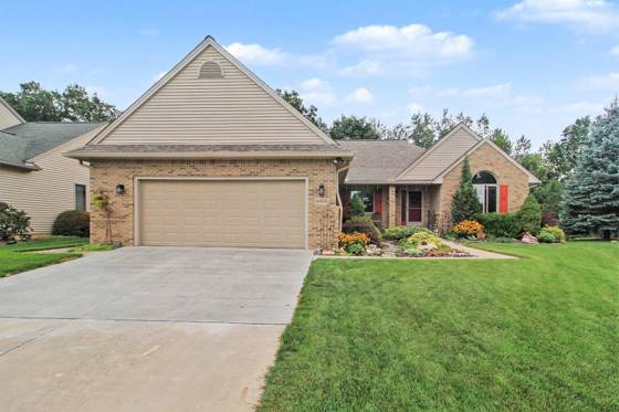 6900 Wellington Drive, Dexter, MI 48130 photo 2