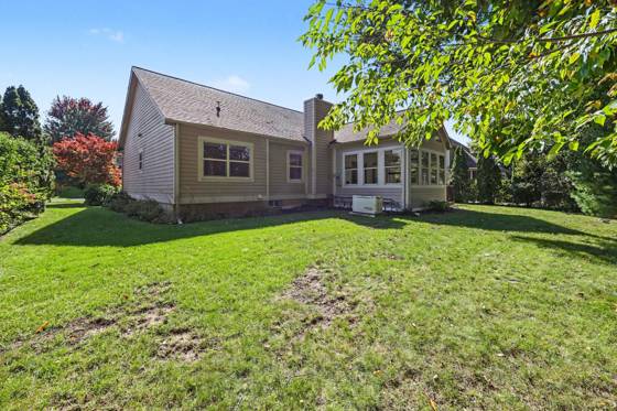 2603 Ravineside Lane S, Howell, MI 48843 photo 5