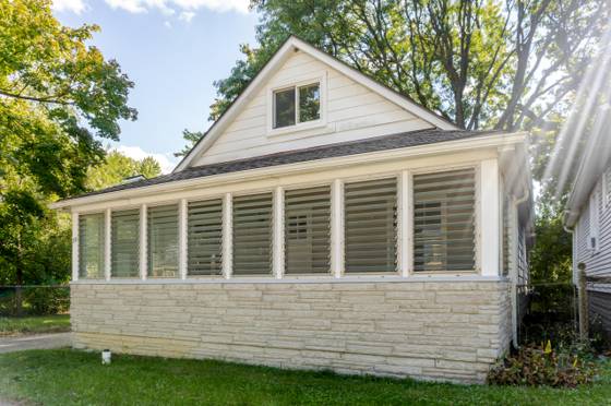 89 W Madge Avenue, Hazel Park, MI 48030 photo 2
