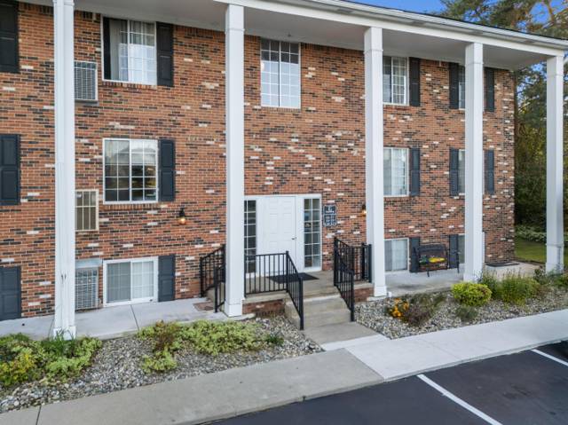 515 W Highland Road #E6, Howell