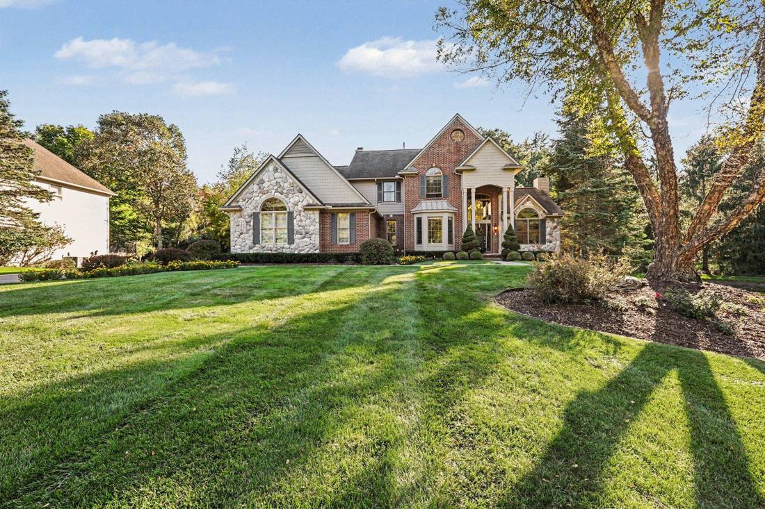 1270 Waterways Drive, Ann Arbor, MI 48108