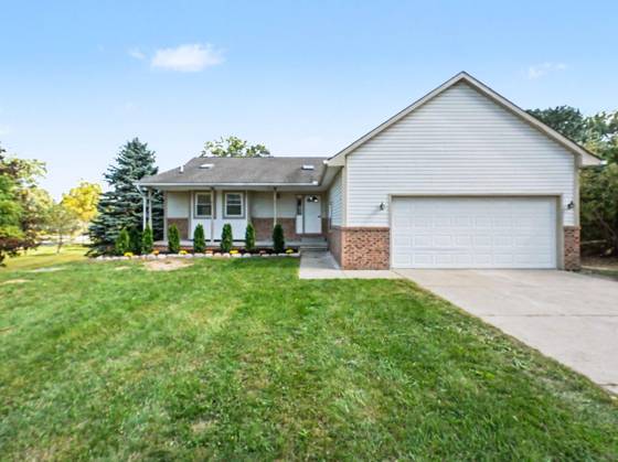 9027 Clover Drive, Milan, MI 48160 photo 2