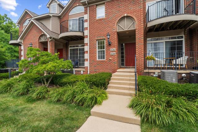 228 W Oakbrook Drive, Ann Arbor, MI