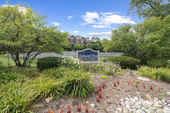 228 W Oakbrook Drive, Ann Arbor, MI 48103 photo 3