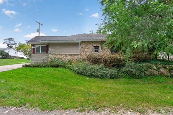 1628 Mull Road, Tipton, MI 49287 photo 2