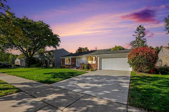 2923 Quartz Drive, Troy, MI 48085 photo 2