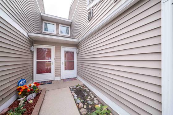 2120 Stone School Circle, Ann Arbor, MI 48108 photo 2