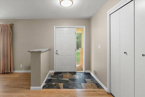 183 N Clubview Drive, Ypsilanti, MI 48197 photo 5