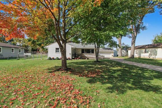 211 Emerson Avenue, Ypsilanti, MI 48198 photo 2
