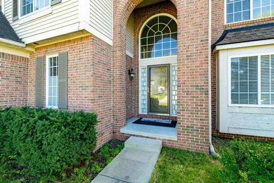 9582 Falmouth Drive, Ypsilanti, MI 48197 photo 3