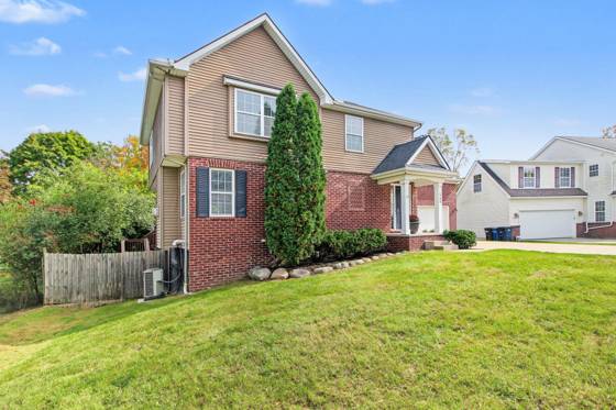 1724 Enclave Lane, Ann Arbor, MI 48103 photo 2