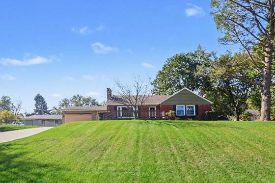 167 University Drive, Howell, MI 48843 photo 2