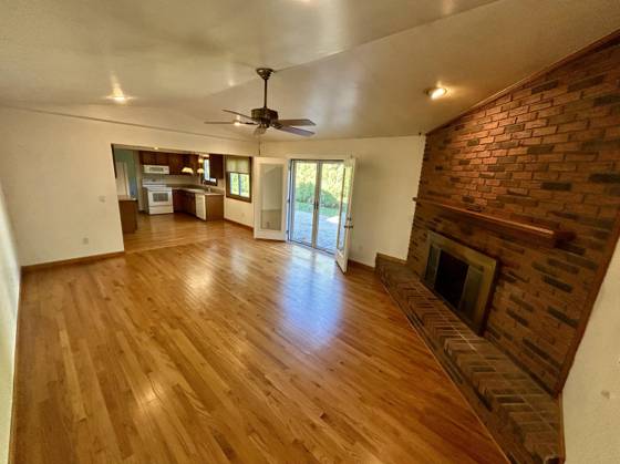 37482 Bristol Court, Livonia, MI 48154 photo 4
