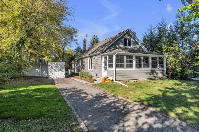 20015 Farmington Road, Livonia