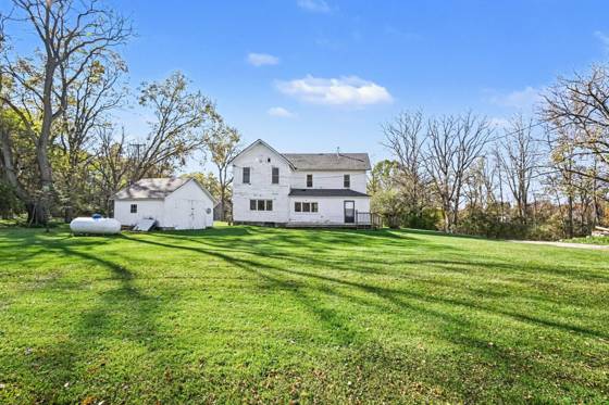 6350 Hellner Road, Ann Arbor, MI 48105 photo 2