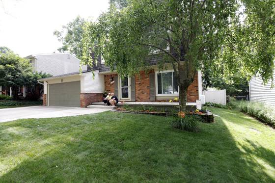 40 Colony Court, Ypsilanti, MI 48197 photo 3