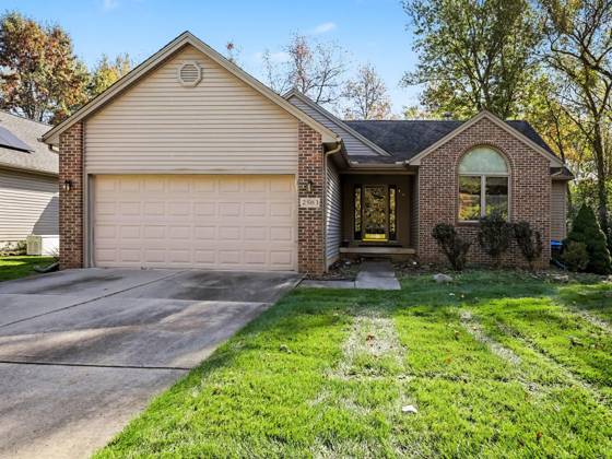2583 Hawthorne Way, Saline, MI 48176 photo 2