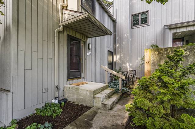 2174 Overlook Court, Ann Arbor, MI