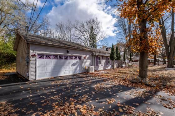 25200 Waycross Road, Southfield, MI 48033 photo 3