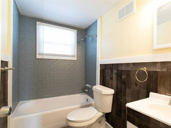 14411 Knox Avenue, Warren, MI 48089 photo 5