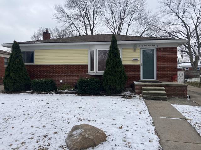 21442 Arrowhead Street, Saint Clair Shores, MI