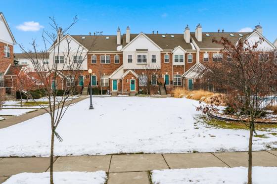 1655 Campau Farms Circle, Detroit, MI 48207 photo 2