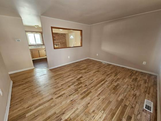 28339 Leroy Street, Romulus, MI 48174 photo 3