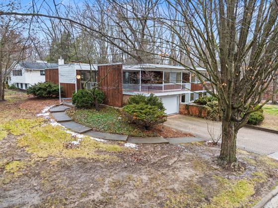 2427 Londonderry Road, Ann Arbor, MI 48104 photo 4