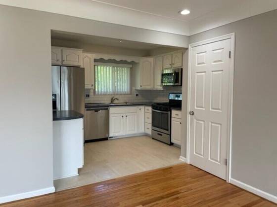 8872 16 1/2 Mile Road, Sterling Heights, MI 48312 photo 3