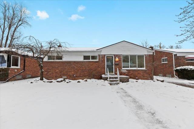9010 Leverne, Redford, MI