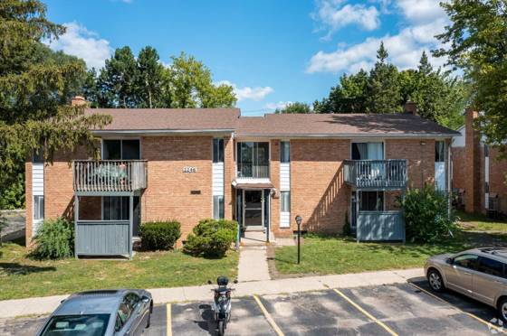 2230 Dexter Avenue, Ann Arbor, MI 48103 photo 2