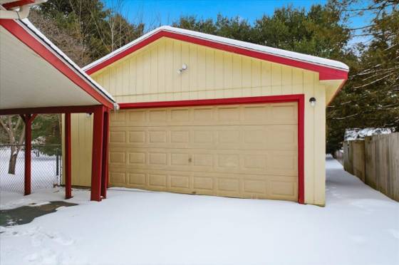 6891 Somerset Drive, Brighton, MI 48116 photo 3