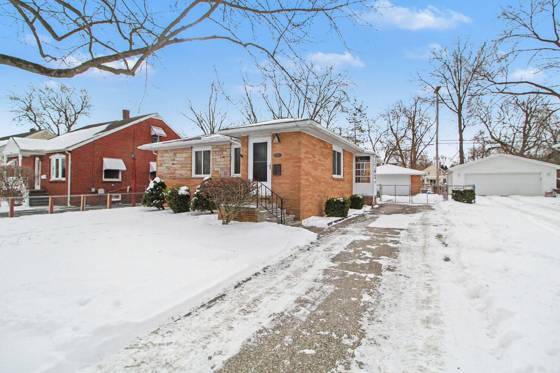 230 E Grove Street, Monroe, MI 48162 photo 3