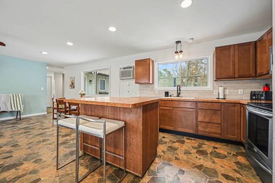 325 W Delhi Road, Ann Arbor, MI 48103 photo 4