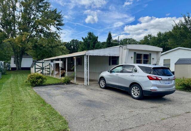 210 Sugarbush Lane, Van Buren Twp, MI