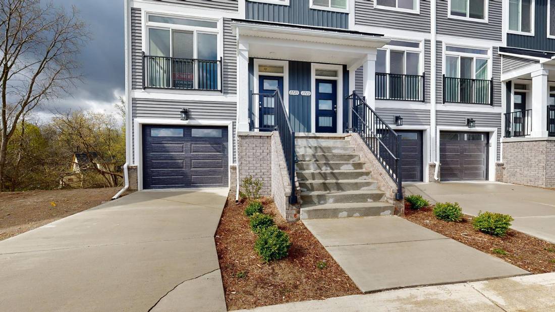 2725 Bristol Rdg Drive, Ann Arbor, MI 48105
