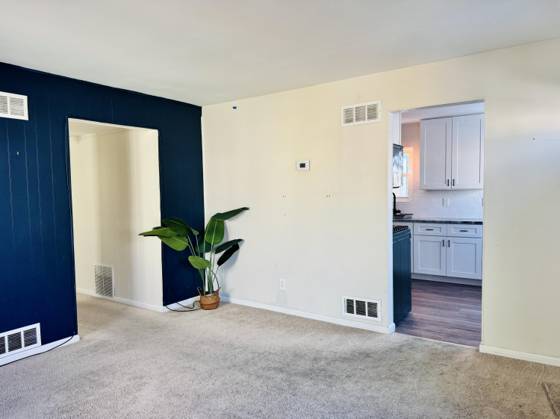 119 W Mapledale Avenue, Hazel Park, MI 48030 photo 3