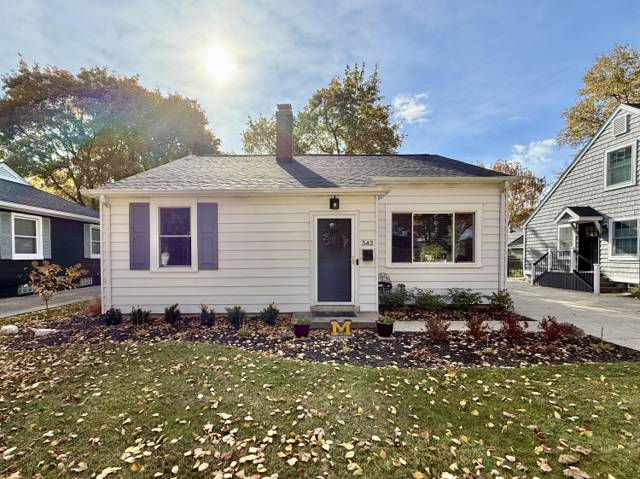 342 Maywood Avenue, Rochester, MI