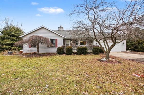 10790 Cedar River Estates Drive, Fowlerville, MI 48836 photo 2