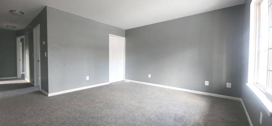 1568 Outer Ln Drive, Ypsilanti, MI 48198 photo 2