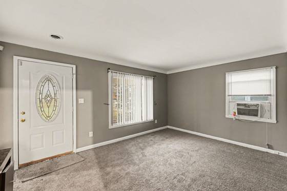 6822 N Lafayette Street, Dearborn Heights, MI 48127 photo 4