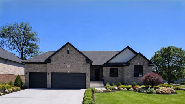 50402 Oakbrooke Drive, New Baltimore, MI