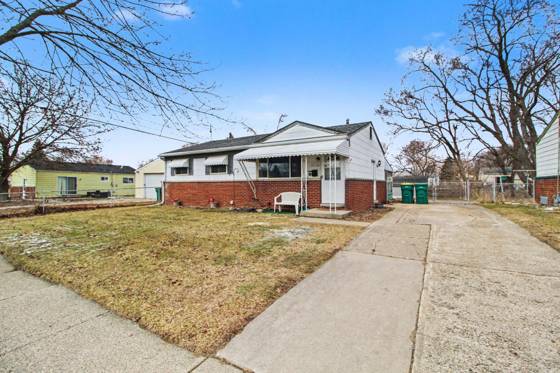2329 Brooktree Court, Ypsilanti, MI 48198 photo 2