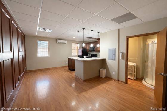 35 N Saginaw Street #2, Pontiac, MI 48342 photo 3