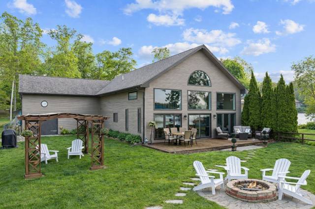 3391 Orchard Drive, Pinckney, MI