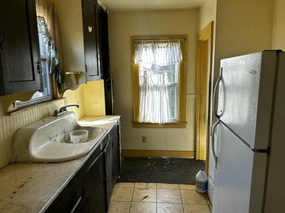 25115 Joy Road, Dearborn Heights, MI 48127 photo 5