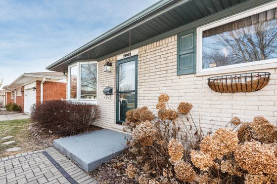 19017 Purlingbrook Street, Livonia, MI 48152 photo 4