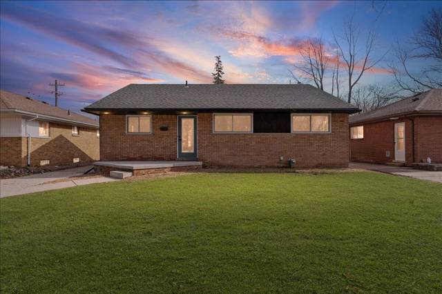24110 Rensselaer Street, Oak Park, MI