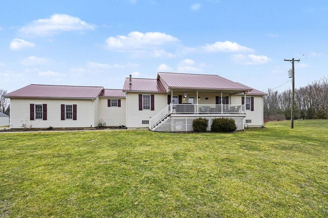 10044 W Sargent Road, Fowlerville, MI 48836