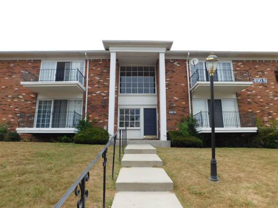 490 N Fox Hills Drive #1, Bloomfield Hills, MI 48304 photo 2